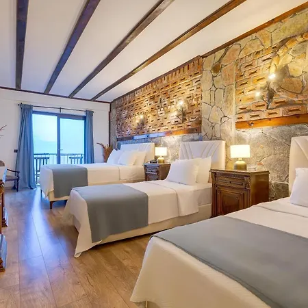 Hotel Papazlikhan Altınoluk