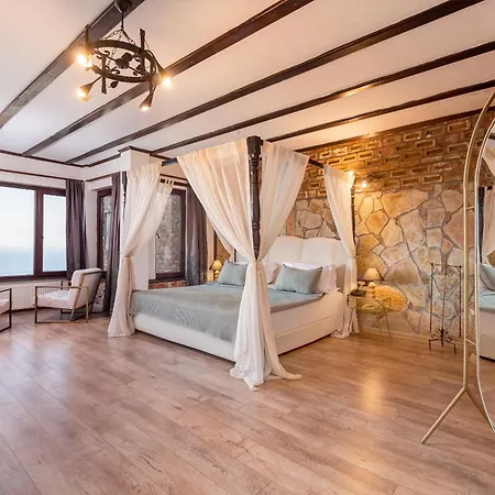 Hotel Papazlikhan *