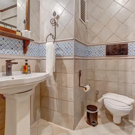 Papazlikhan Hotel Altınoluk