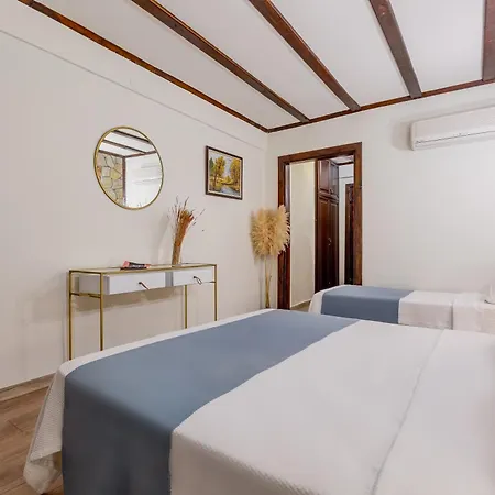 Papazlikhan Hotel Altınoluk